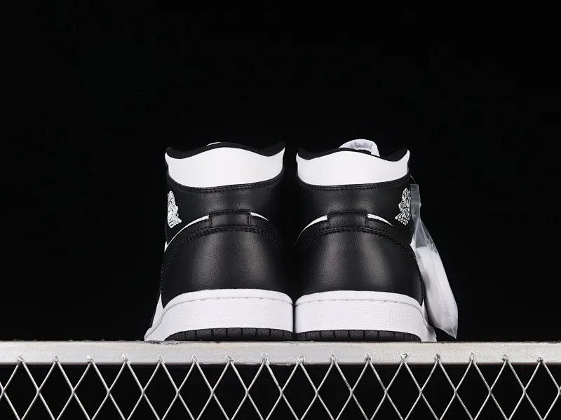 All Categories Air Jordan Jordan Series Basketball Shoes Air Jordan 1 Mid Air Jordan 1 Mid "Panda" AJ1 Joe 1 Black and White Panda Zhongbang Basketball Shoes DV0991-101